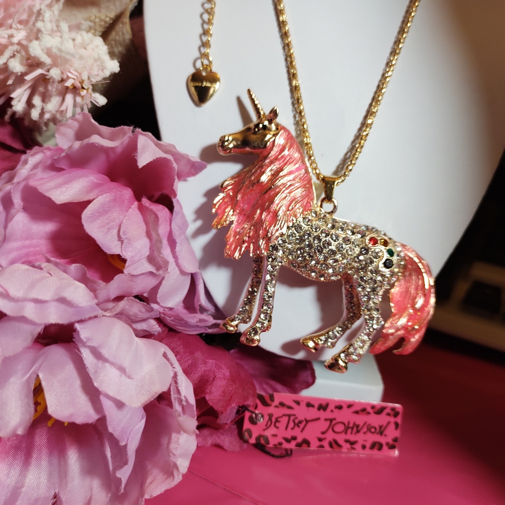"PINK" POPULAR Betsey Johnson Unicorn Pendant Necklace